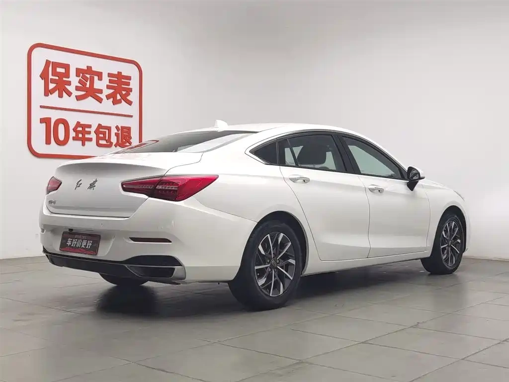 Hongqi Hongqi H5 2020 1.5T DCT Qi Rhythm Edition