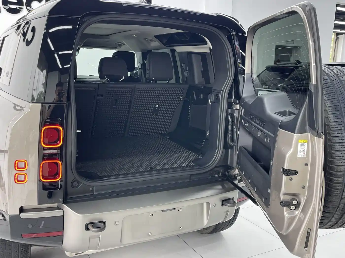 Land Rover Land Rover Defender 2022 110 P400 X-DYNAMIC HSE