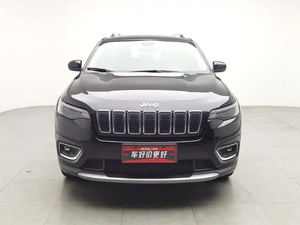 Jeep Cherokee 2020 2.0T 2WD Leading Edition