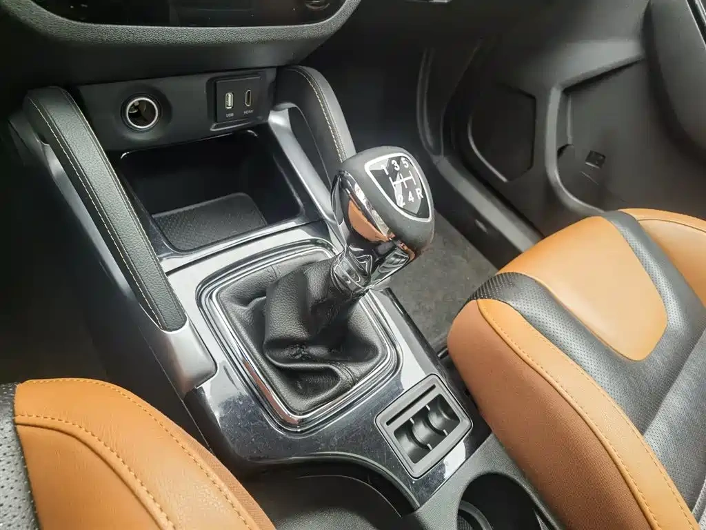 BAIC Senova X35 2016 1.5L Manual Luxury Edition