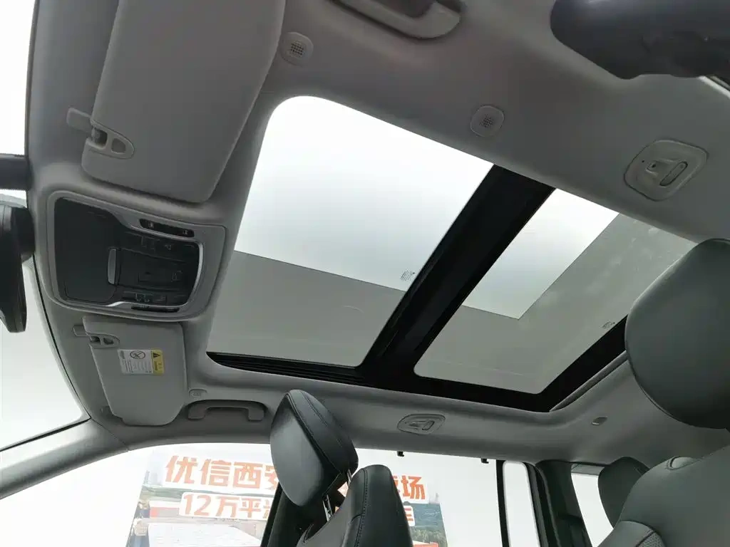 Jeep Grand Commander 2018 2.0T AWD Shining Edition (China V)