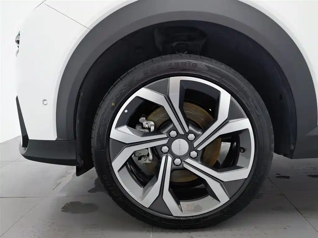 Lynk & Co Lynk & Co 06 2023 Remix 1.5T Power Halo