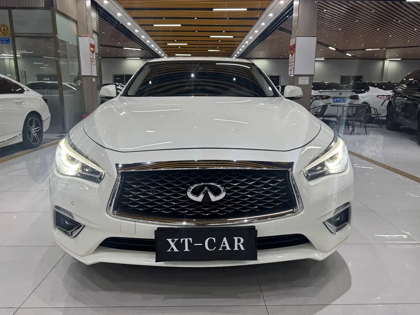 Infiniti Infiniti Q50L 2018 2.0T Premium Edition (China VI)