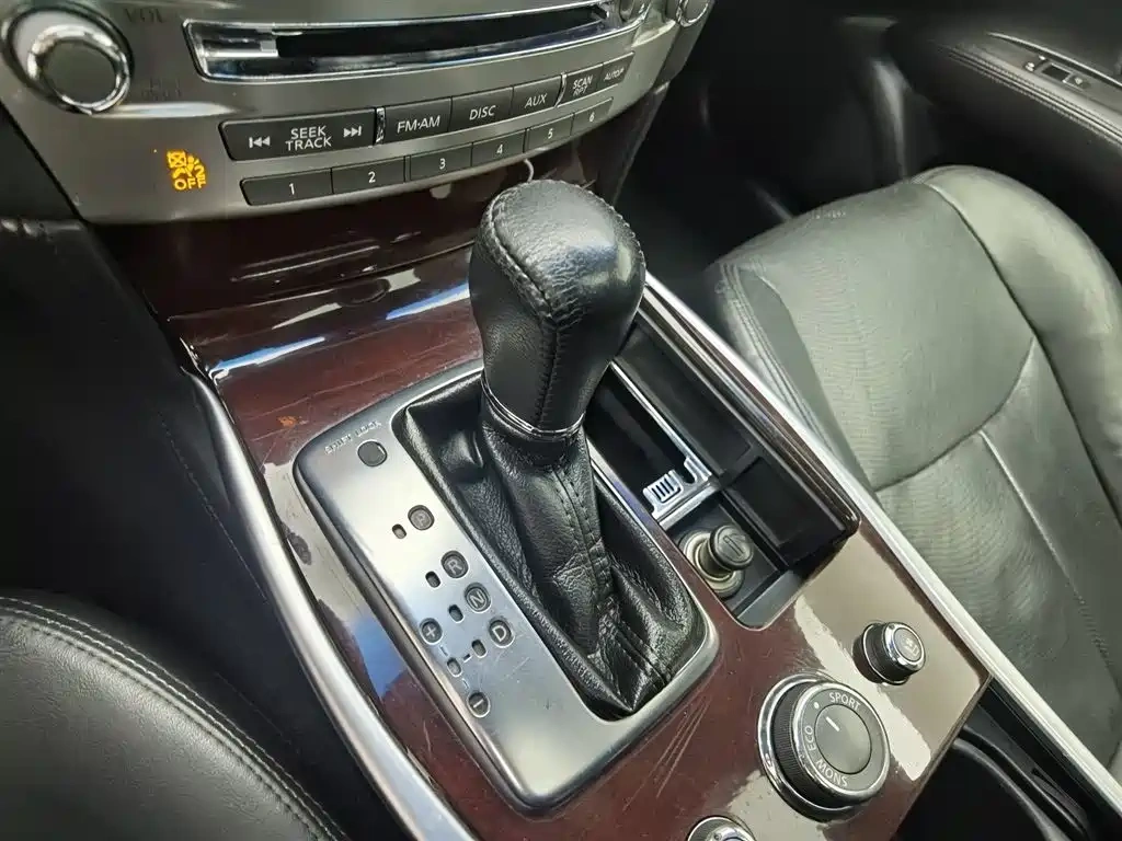 Infiniti Infiniti Q70 2013 Q70L 2.5L Comfort