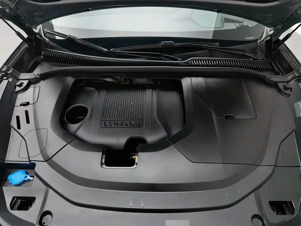 Lynk & Co Lynk & Co 06 2023 Remix 1.5T Power Halo