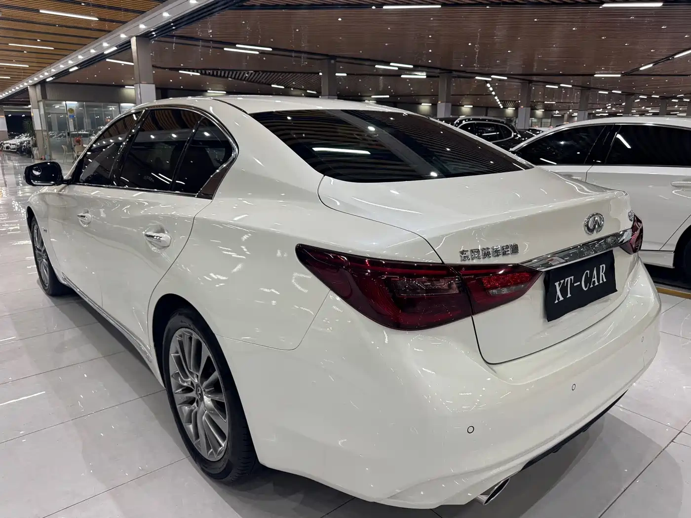 Infiniti Infiniti Q50L 2018 2.0T Premium Edition (China VI)