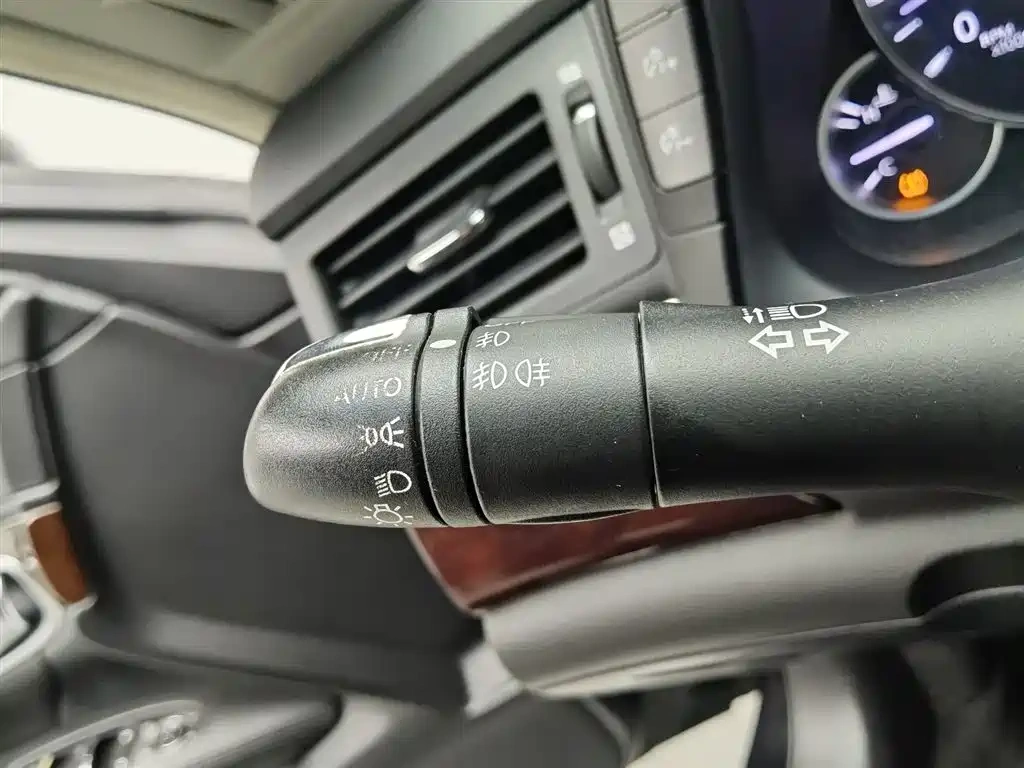 Infiniti Infiniti Q70 2013 Q70L 2.5L Comfort