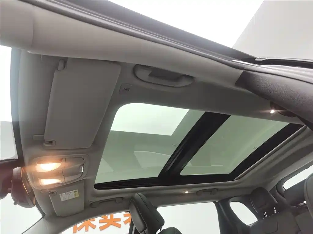 Jeep Cherokee 2020 2.0T 2WD Leading Edition