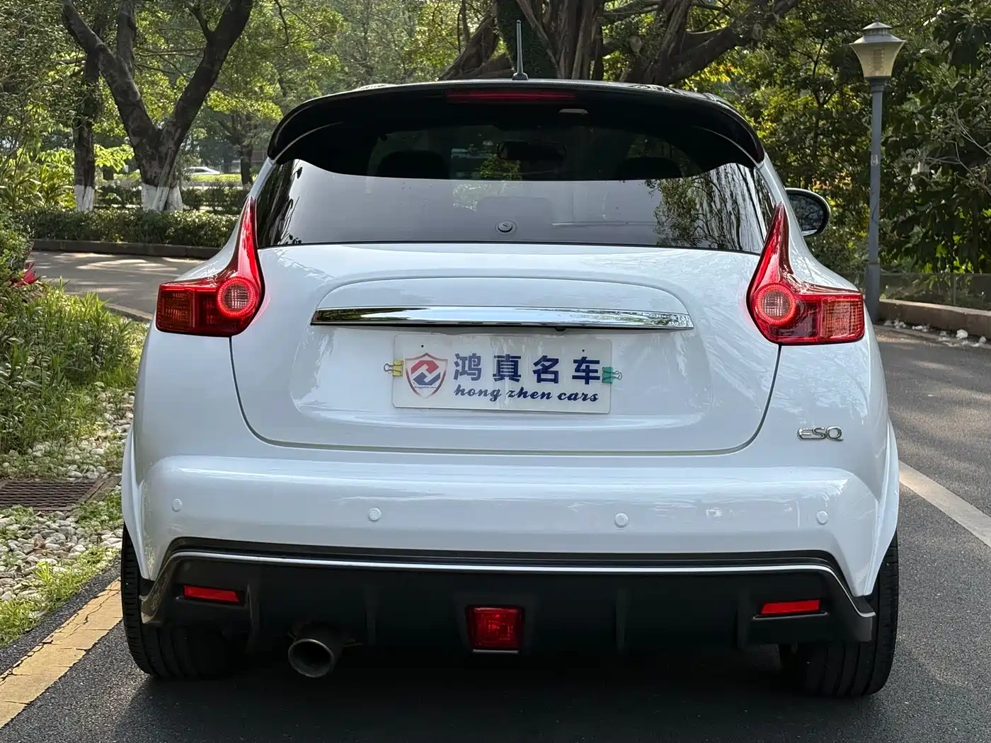 Infiniti Infiniti ESQ 2014 1.6L Free Edition
