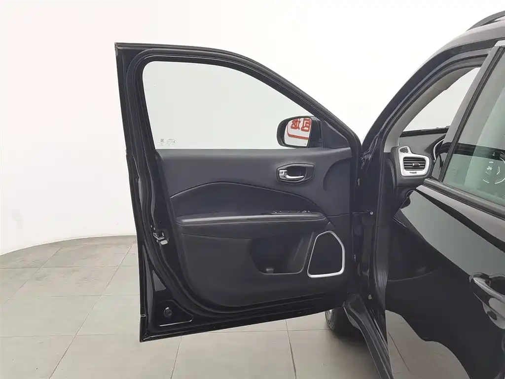 Jeep Compass 2020 220T Automatic Leading Edition