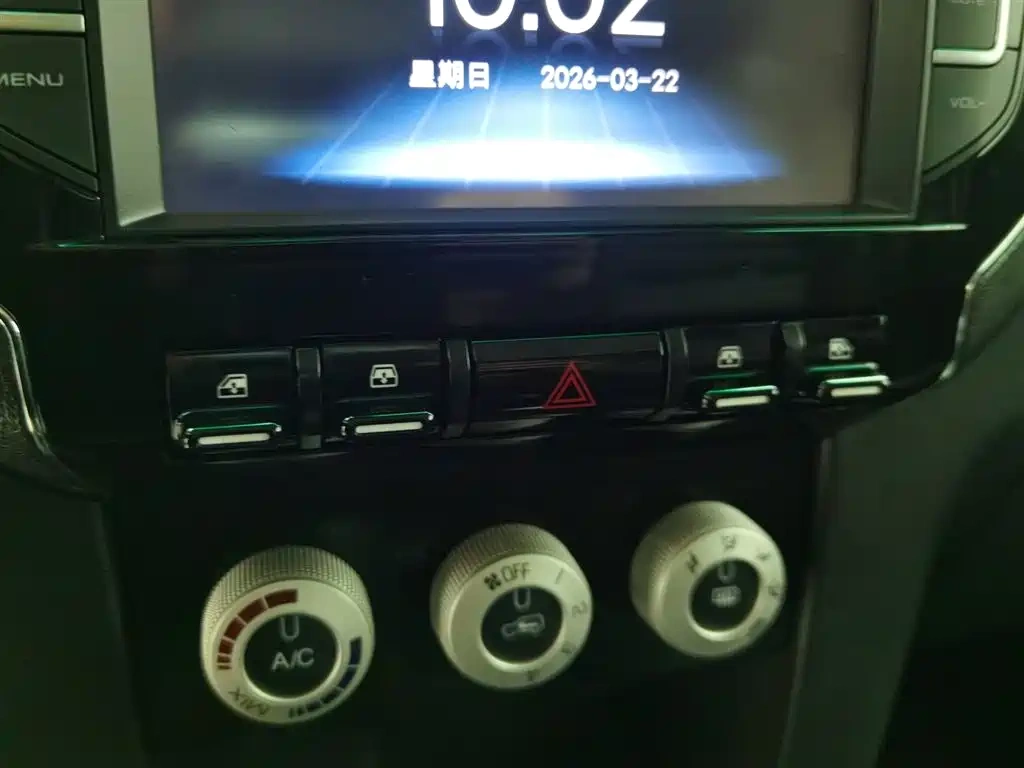 BAIC ORV Beijing Offroad BJ40 2016 Model 40L 2.0T Manual 4WD Premium