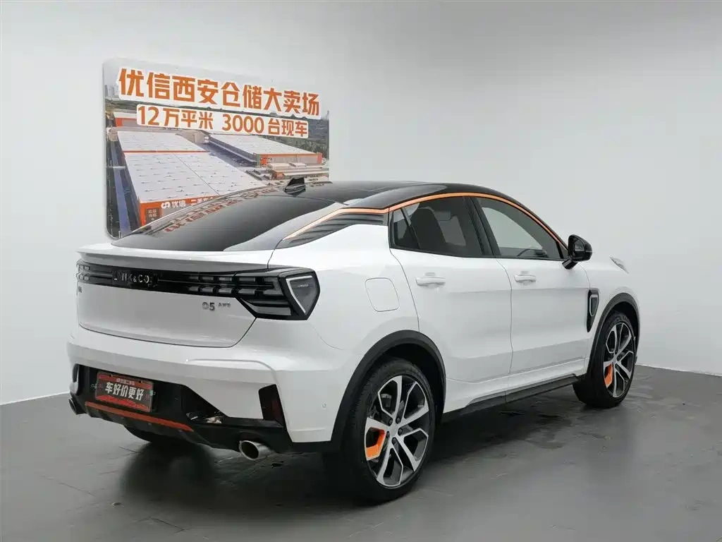 Lynk & Co Lynk & Co 05 2020 2.0TD 4WD Halo Edition