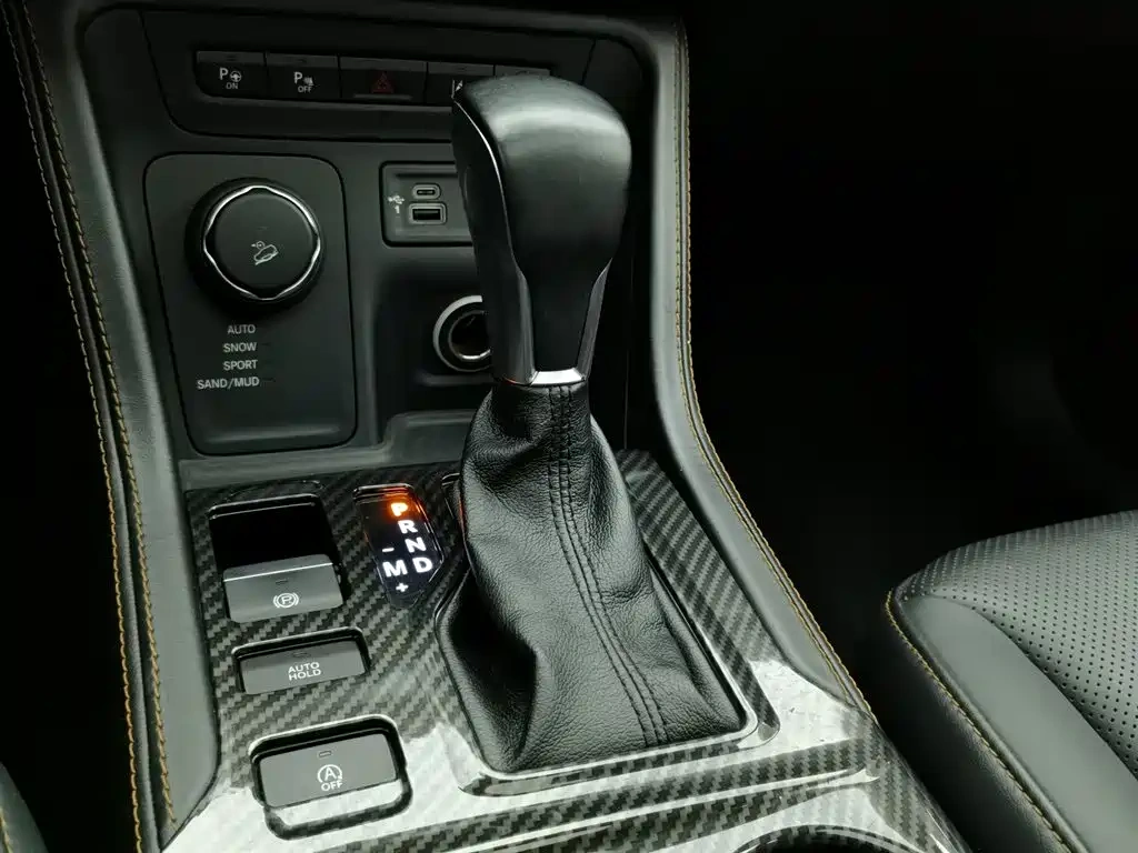 Jeep Grand Commander 2018 2.0T AWD Shining Edition (China V)