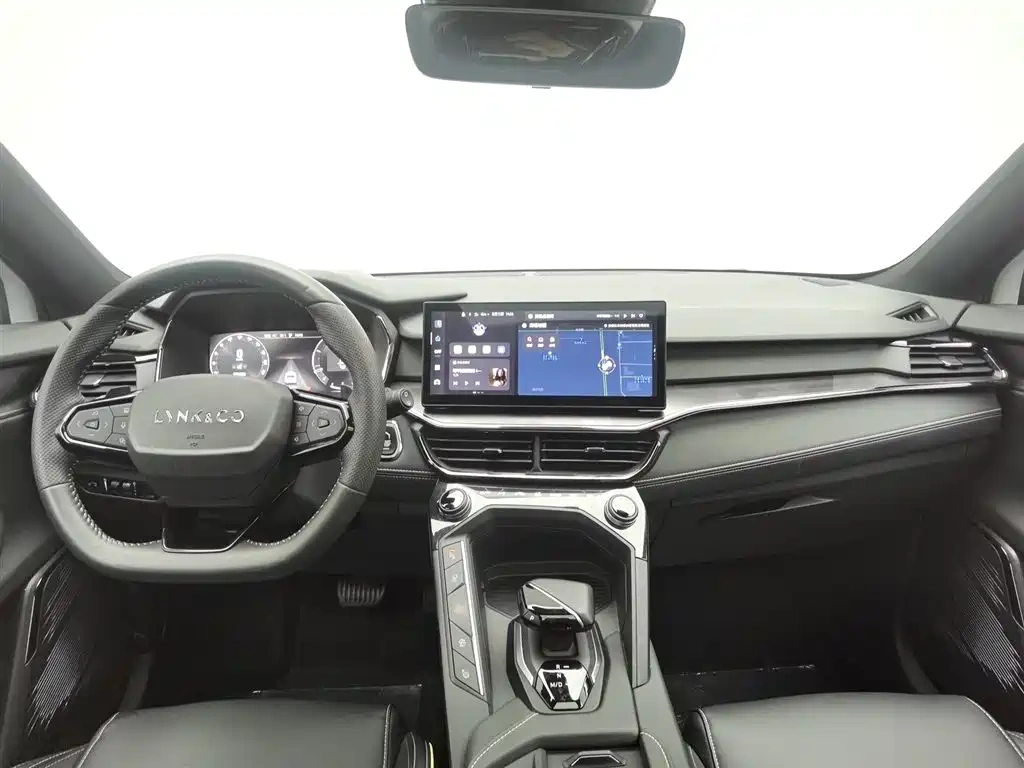 Lynk & Co Lynk & Co 06 2023 Remix 1.5T Power Halo