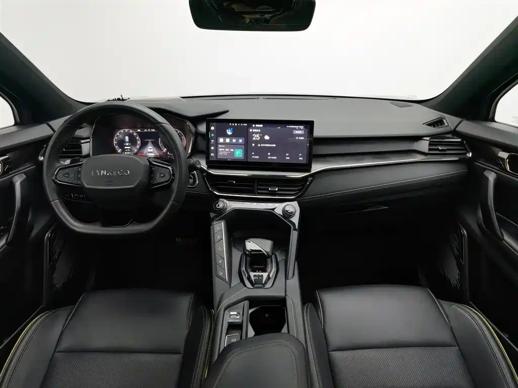 Lynk & Co Lynk & Co 06 2023 Remix 1.5T Power Halo