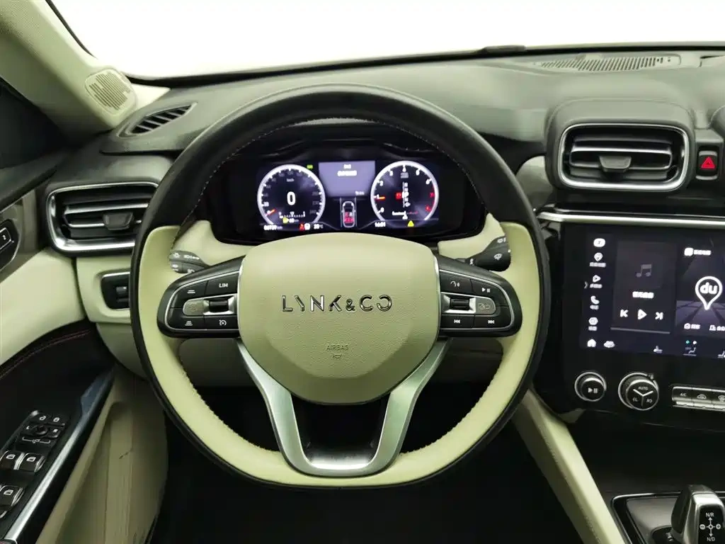 Lynk & Co Lynk & Co 02 2018 Model 1.5T DCT 2WD Yao Pro Edition China V