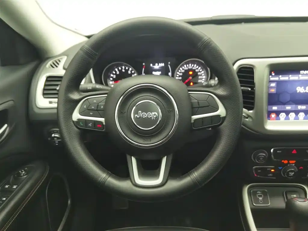 Jeep Compass 2020 220T Automatic Leading Edition