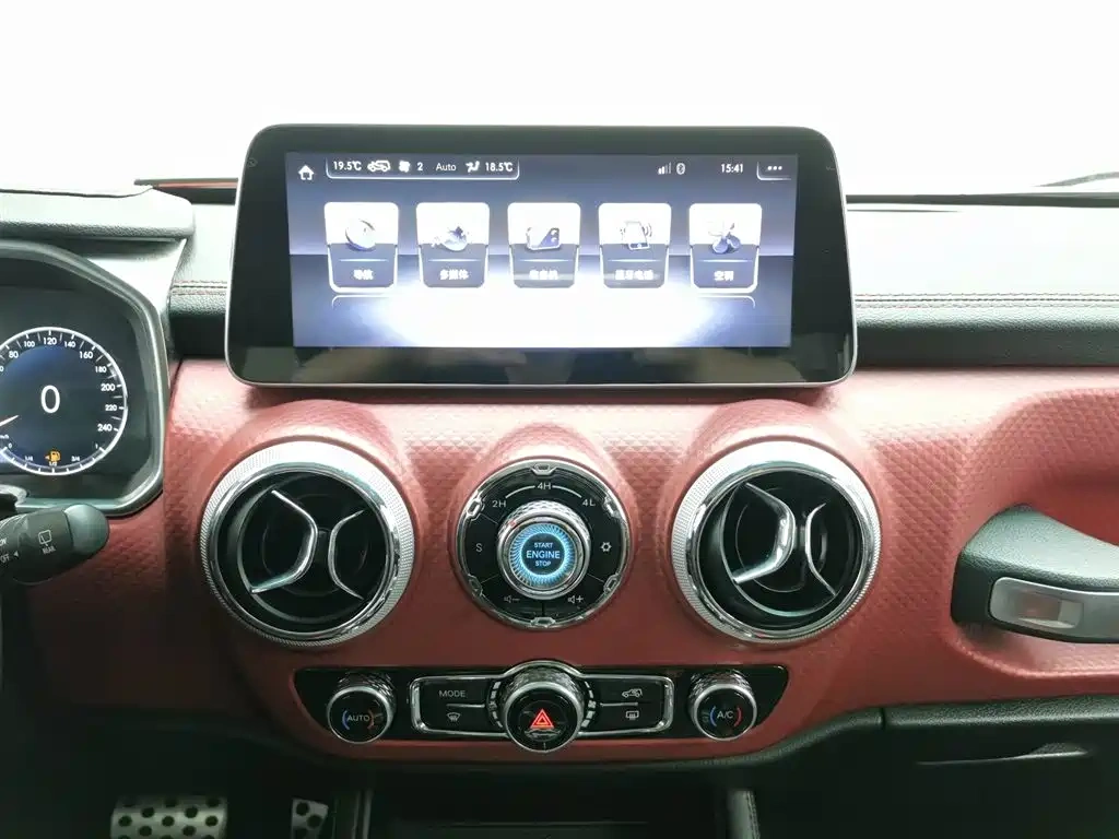BAIC ORV Beijing Offroad BJ40 2018 PLUS 2.3T Auto 4WD Premium Edition China V