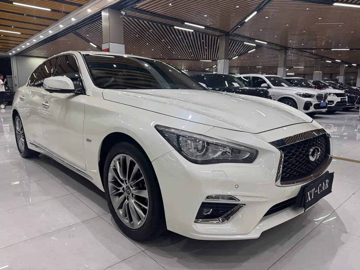 Infiniti Infiniti Q50L 2018 2.0T Premium Edition (China VI)