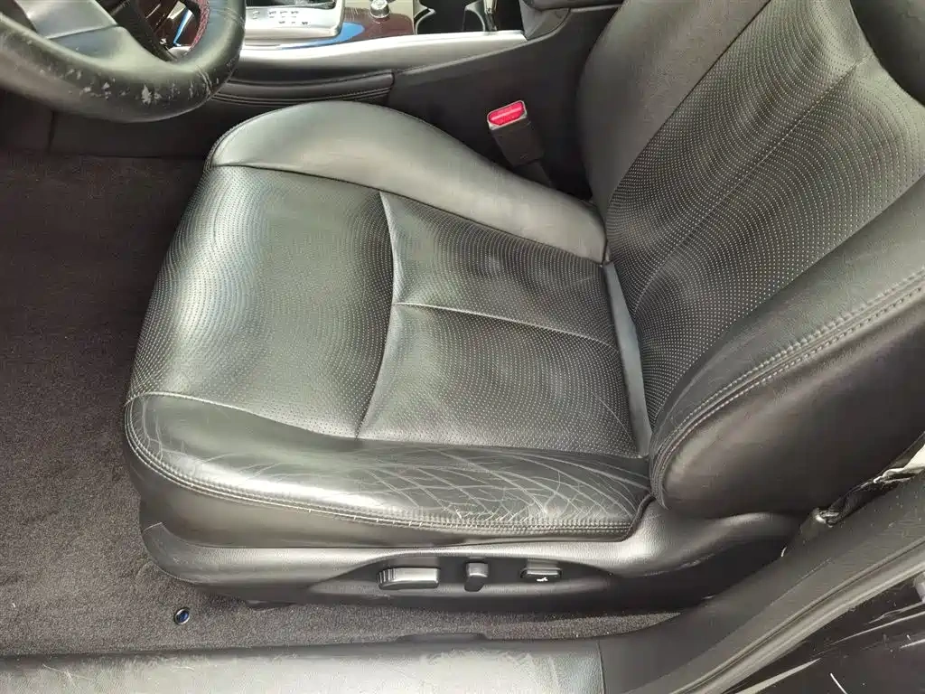 Infiniti Infiniti Q70 2013 Q70L 2.5L Comfort