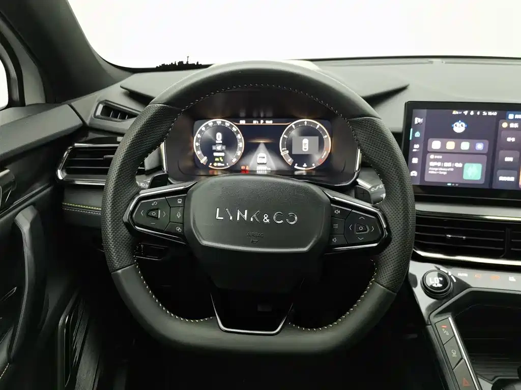 Lynk & Co Lynk & Co 06 2023 Remix 1.5T Power Halo