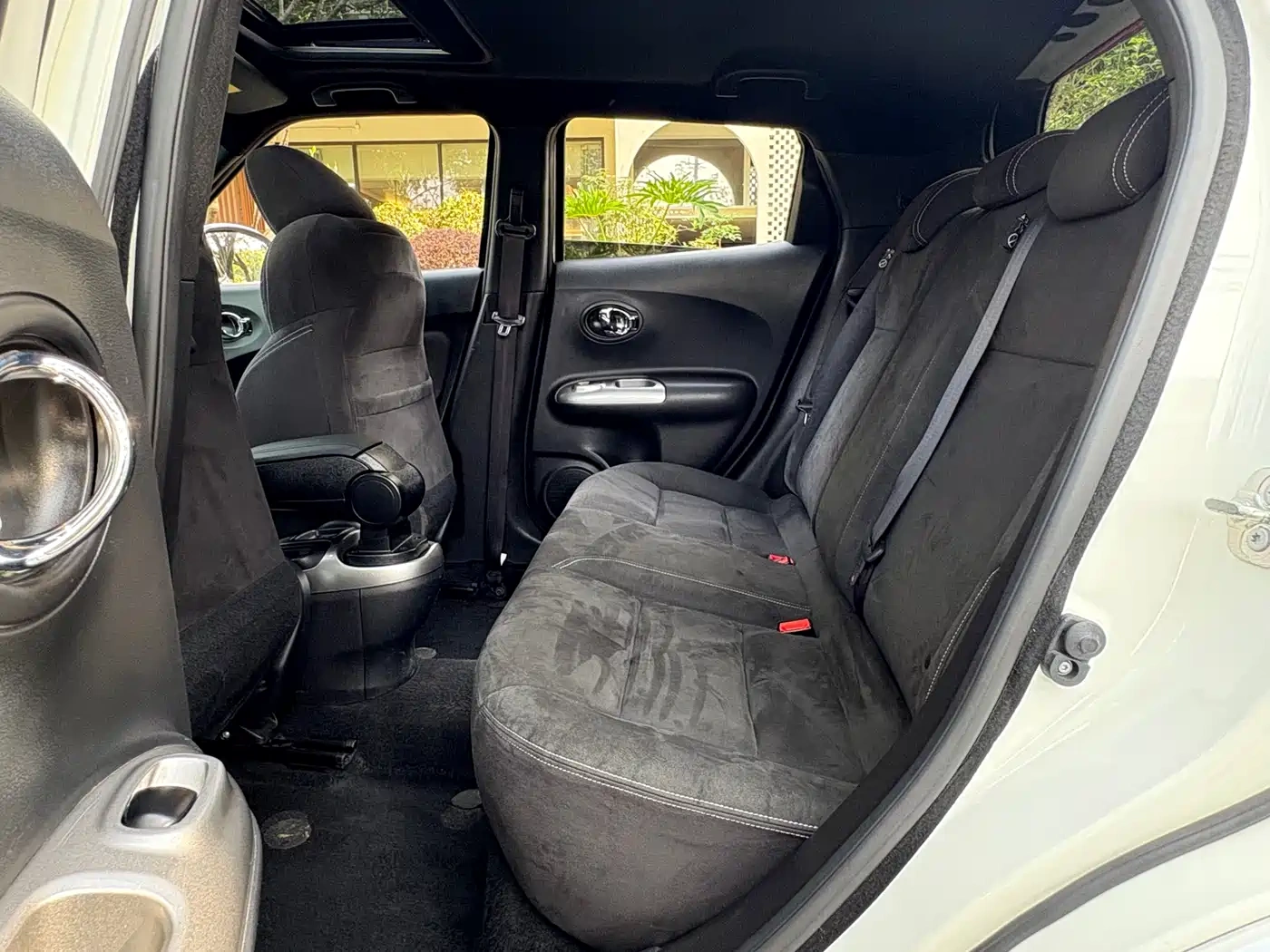 Infiniti Infiniti ESQ 2014 1.6L Free Edition