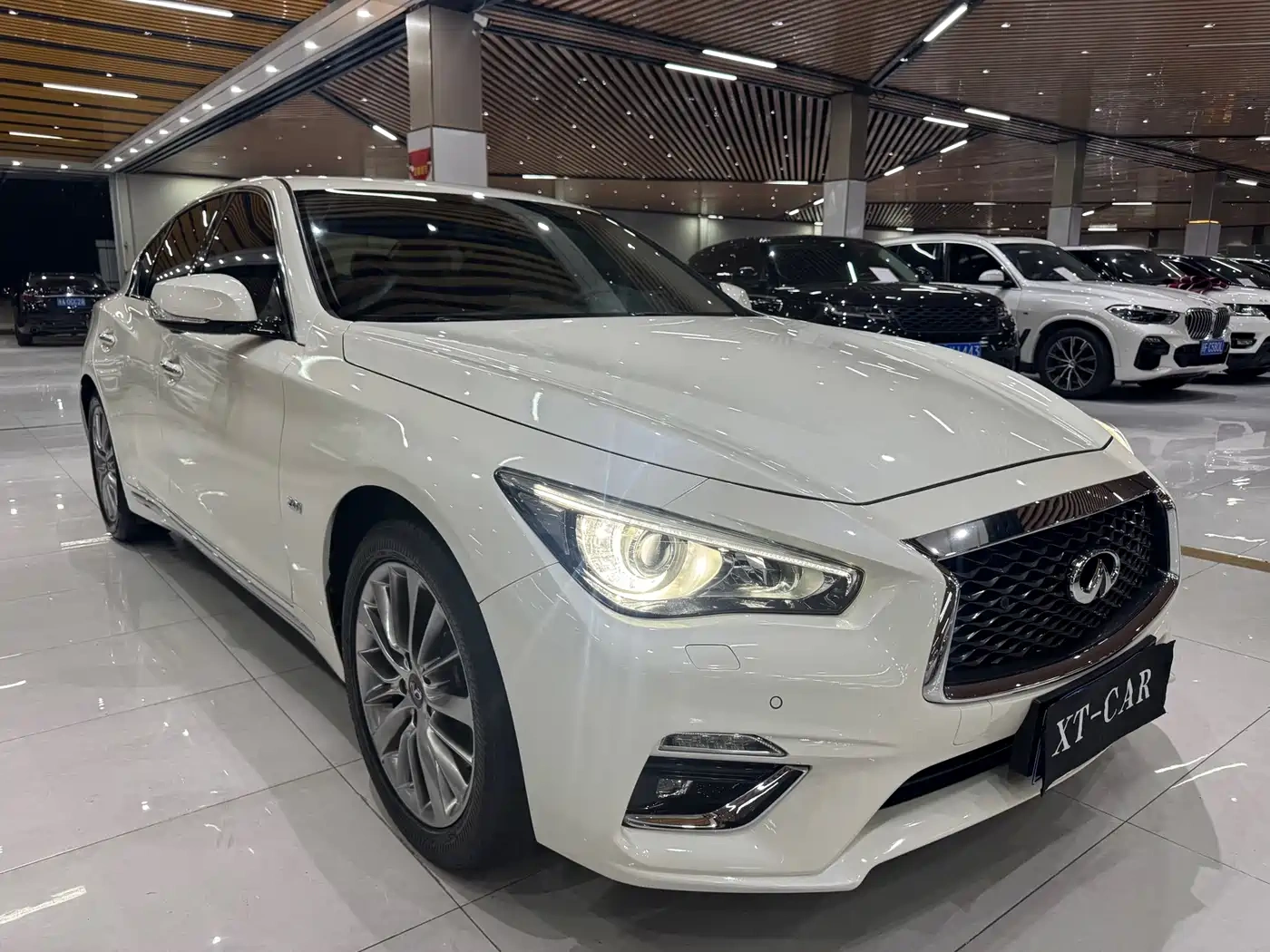 Infiniti Infiniti Q50L 2018 2.0T Premium Edition (China VI)