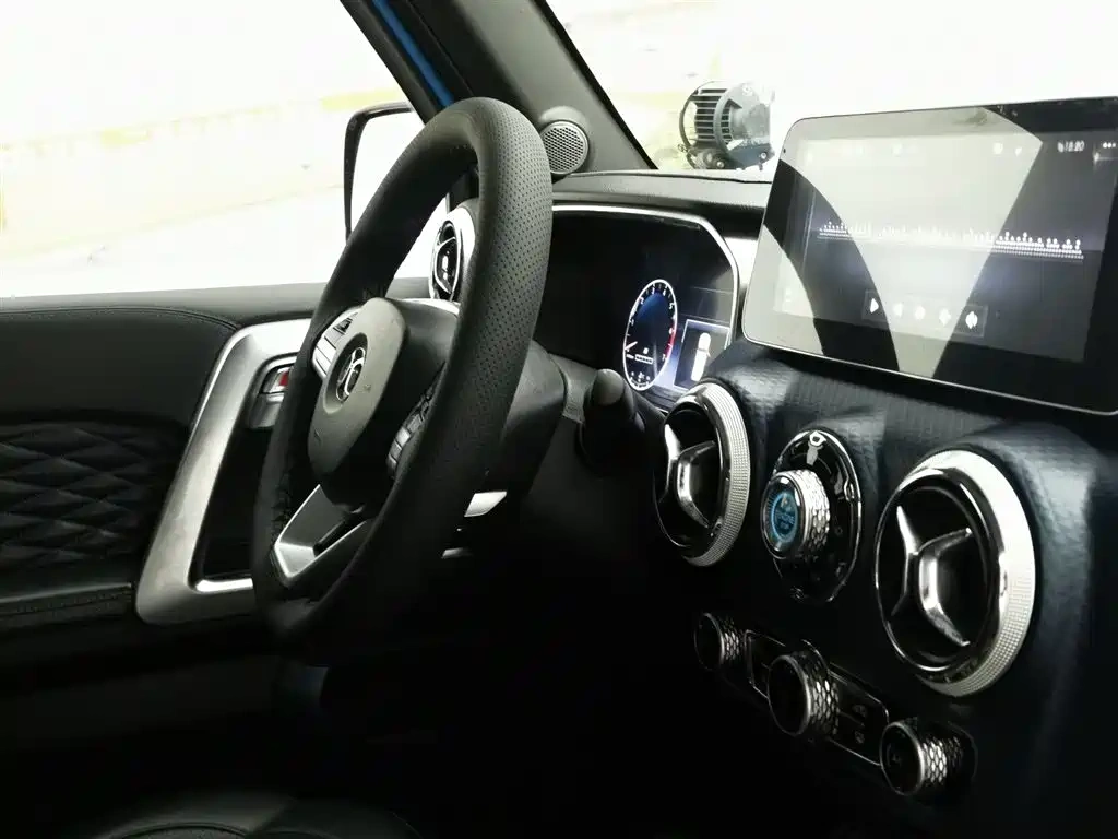 BAIC ORV Beijing Offroad BJ40 2018 2.3T Auto 4WD HuanTa Champion Edition China V