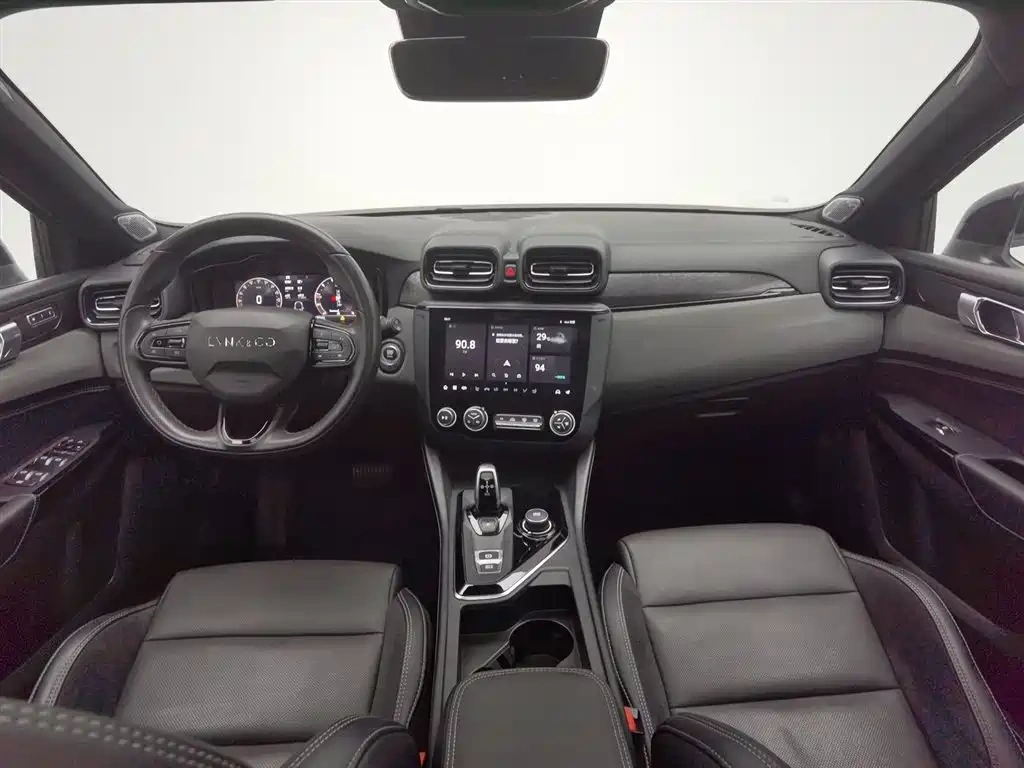 Lynk & Co Lynk & Co 02 Hatchback 2022 2.0TD Pro