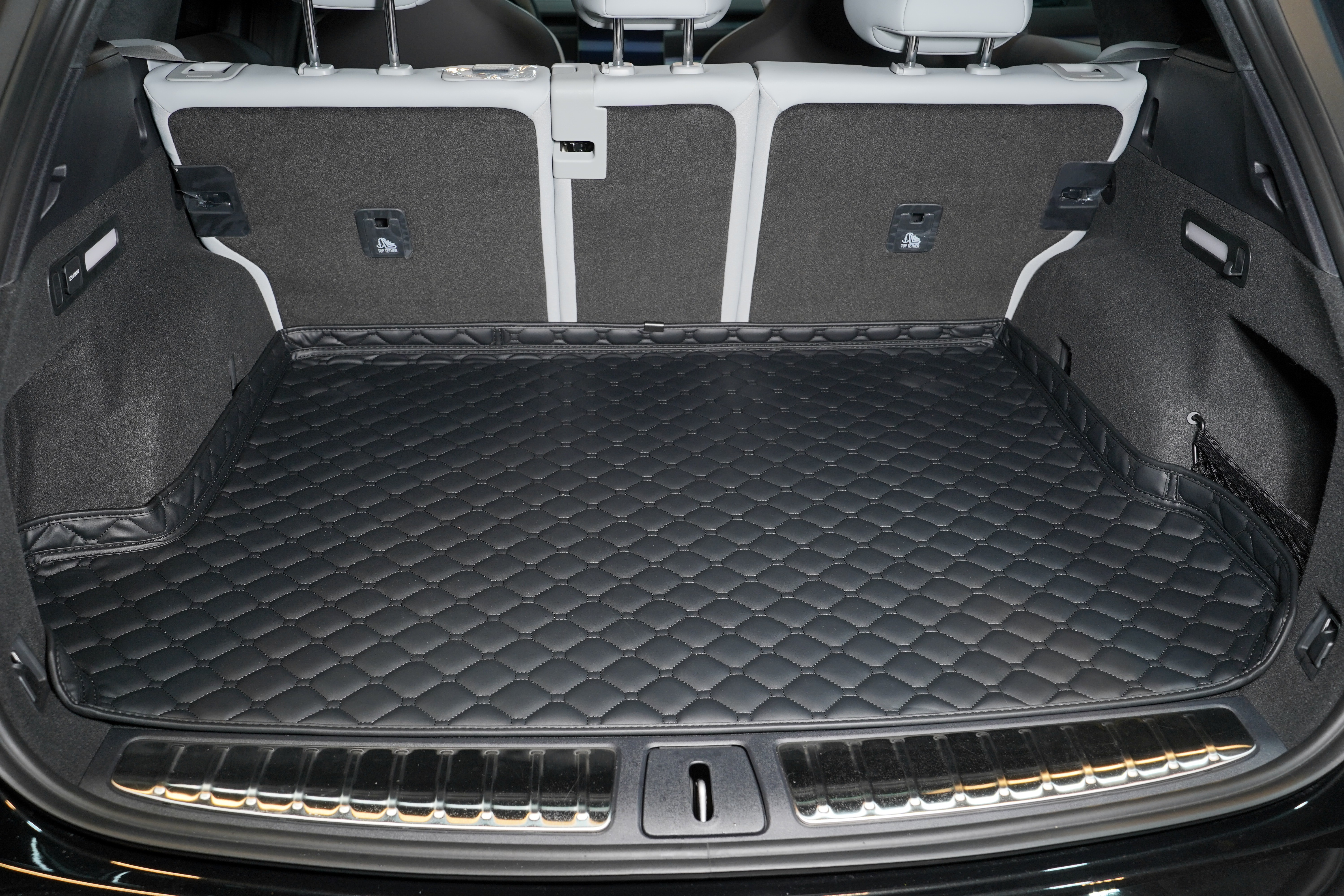 For Alfa Romeo Stelvio 2018-2023 Custom Fit Trunk Mat