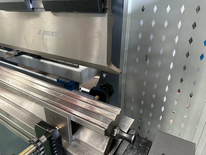 Press Brake Tools,Wuxi Lanshen CNC Machinery Co., Ltd,Press Brake Tools