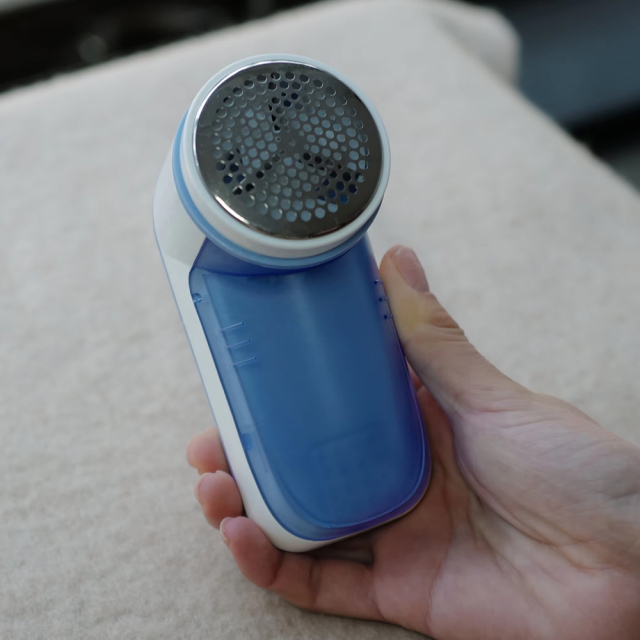 Lint Removal Machine Ikono IK-LR501 Anti-Pilling Fabric Sweater Defuzzer,Ikono Cleaning Appliance,Lint Remover Battery Operated Sweater Fabric Shaver IK-LR501