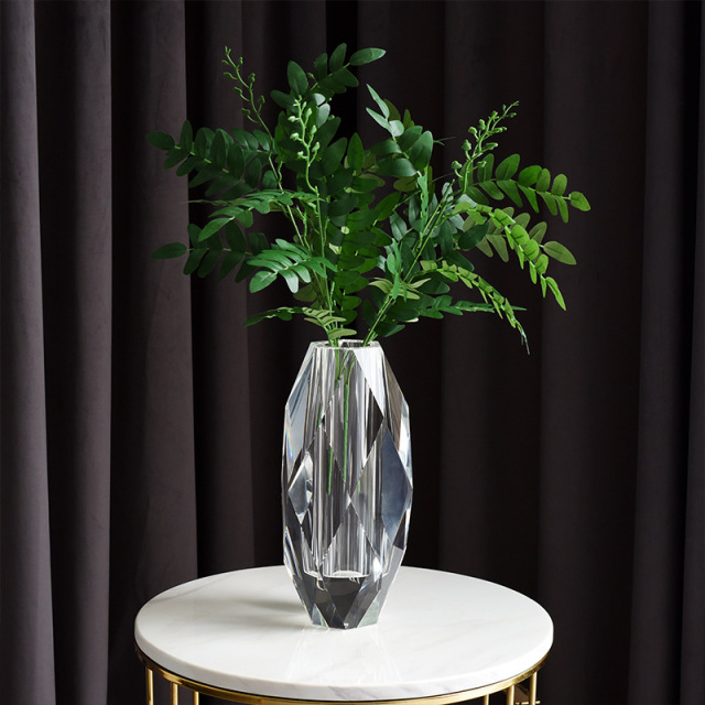Modern minimalist crystal K9 transparent triangular rhombus vase for home decor and living room ornaments,www.kongzeglobal.com,Modern minimalist crystal K9 transparent triangular rhombus vase for home decor and living room ornaments
