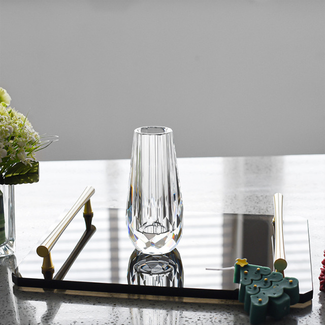 Taper Textured K9 Crystal Flower Vase, Clear Glass Minimalist Vase for Dried Fresh Flower Home Table Decor & Luxury Gift,www.kongzeglobal.com,Taper Textured K9 Crystal Flower Vase, Clear Glass Minimalist Vase for Dried Fresh Flower Home Table Decor & Luxury Gift-www.kongzeglobal.com