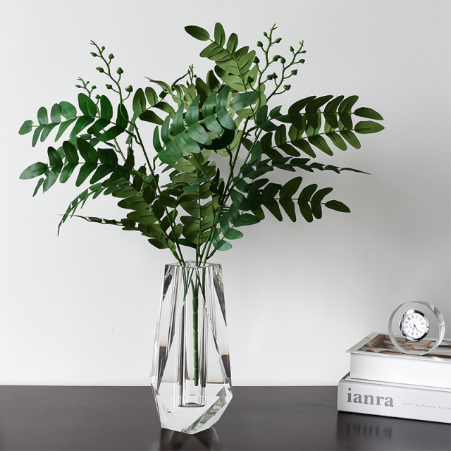 Modern minimalist crystal K9 transparent triangular rhombus vase for home decor and living room ornaments,www.kongzeglobal.com,Modern minimalist crystal K9 transparent triangular rhombus vase for home decor and living room ornaments