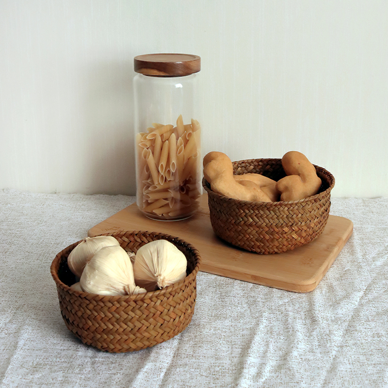 Natural Seagrass Woven Round Storage Basket, Mini Handwoven Organizer Bowl for Kitchen Garlic Snack Desktop Key Remote Sundry Storage,www.kongzeglobal.com,Natural Seagrass Woven Round Storage Basket, Mini Handwoven Organizer Bowl for Kitchen Garlic Snack Desktop Key Remote Sundry Storage