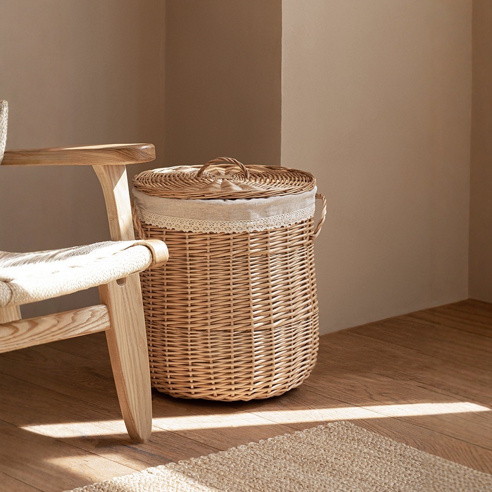 Lidded Natural Willow Woven Laundry Basket, Dual Handle Round Dirty Clothes Hamper with Lace Cotton Liner for Bathroom Homestay Storage,www.kongzeglobal.com,Lidded Natural Willow Woven Laundry Basket, Dual Handle Round Dirty Clothes Hamper with Lace Cotton Liner for Bathroom Homestay Storage-www.kongzeglobal.com