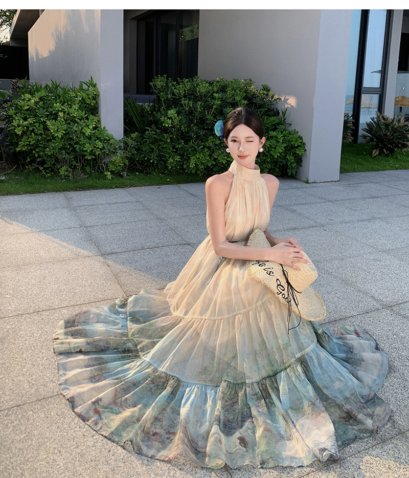 New Chinese-Style fashion Printed Dress Halter-Neck Maxi Gown & Flared Vacation Skirt