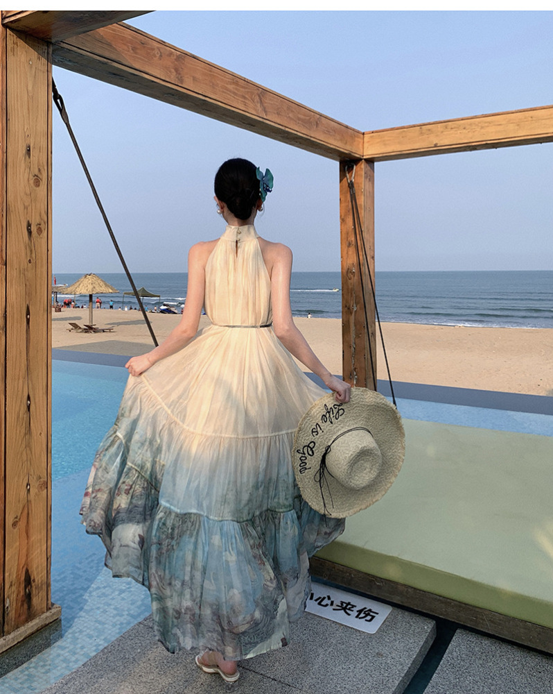 New Chinese-Style fashion Printed Dress Halter-Neck Maxi Gown & Flared Vacation Skirt