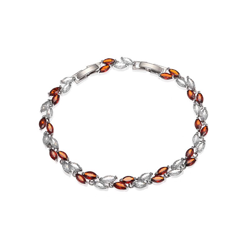 Hot-selling eco-friendly alloy zircon-inlaid small leaf electroplated bracelet for women fashionable and elegant jewelry wholesale