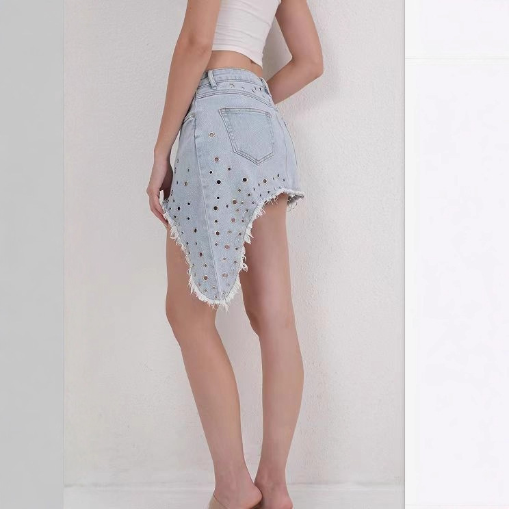 Y2K Irregular Asymmetrical Denim Mini Skirt Women Light Wash Raw Hem Metal Eyelet Ring Decor Jean Skirt Punk Streetwear Micro Skirt