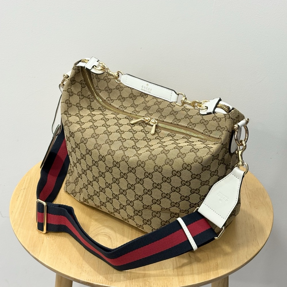 Gucci Brera Shoulder Bag A00B40 Khaki