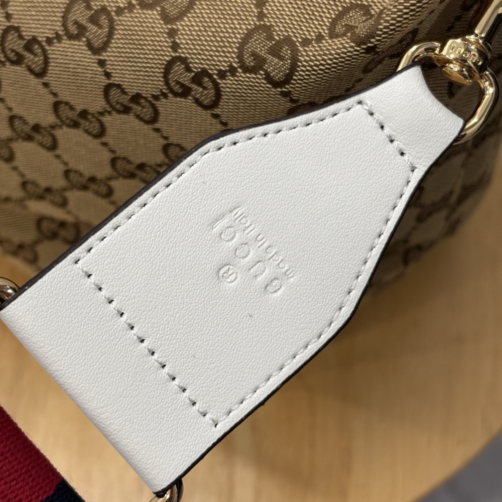 Gucci Brera Shoulder Bag A00B40 Khaki