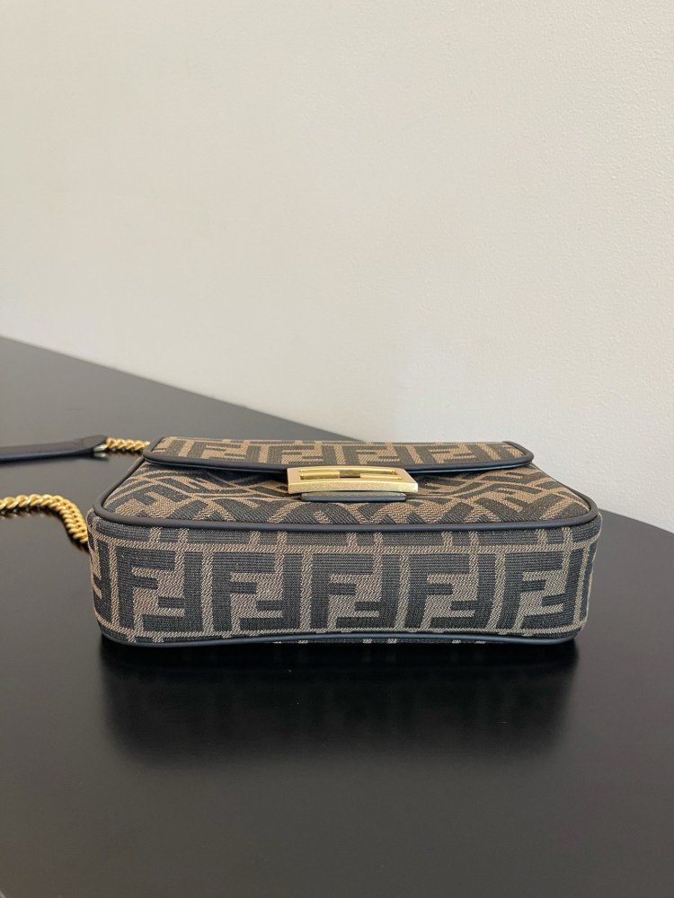 Fendi Baguette Chain Midi FF Jacquard 8BR793AKBZF1EM3 (Tobacco Brown)
