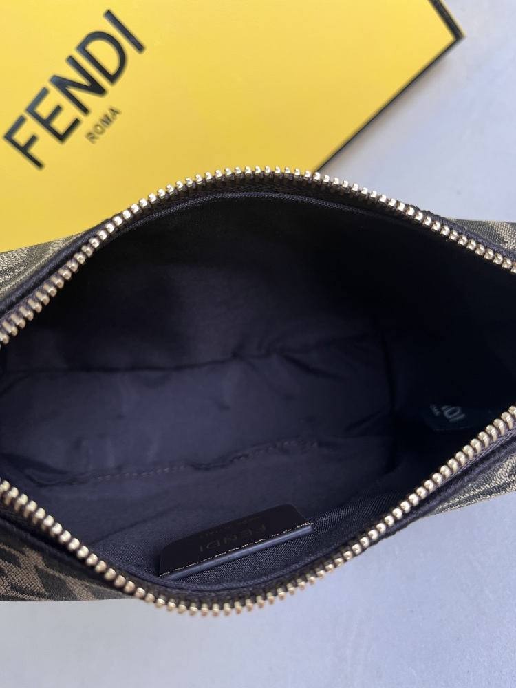 Fendigraphy Mini FF Monogram Jacquard Hobo Fendi Crescent Bag Moon Bag 8BS081ALP3F1MAT