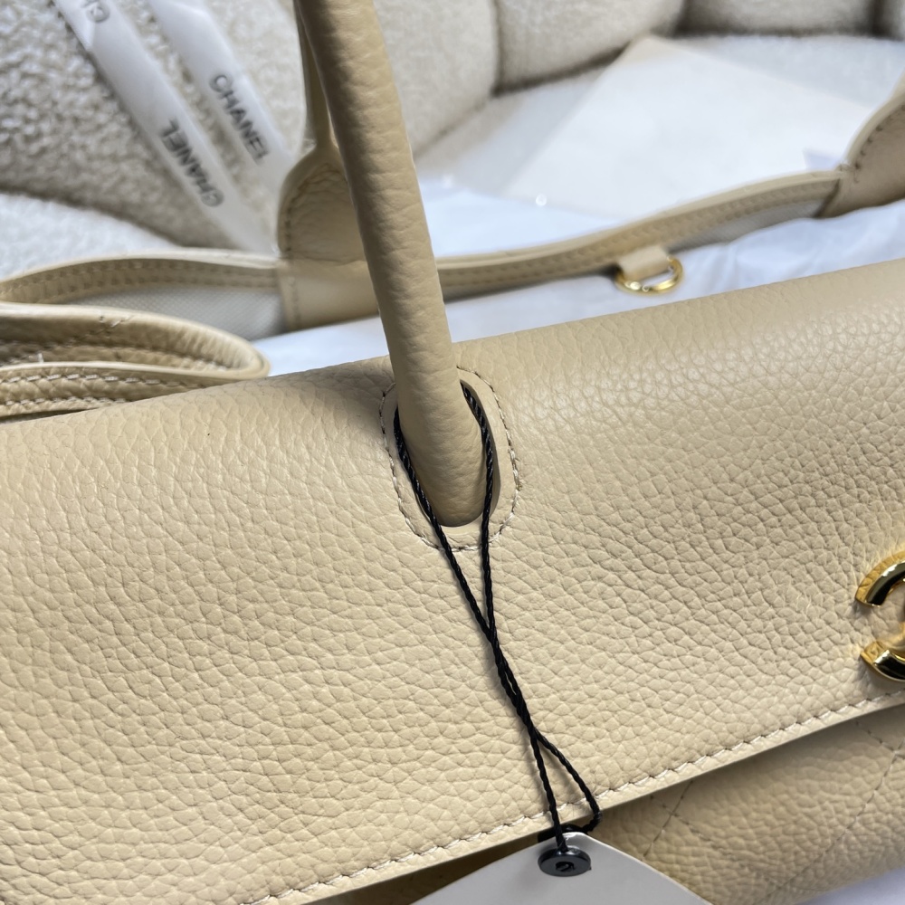 CHANEL AS6288B24248U1536 Small Shopping Bag Light Beige Grained Calfskin Gold Hardware