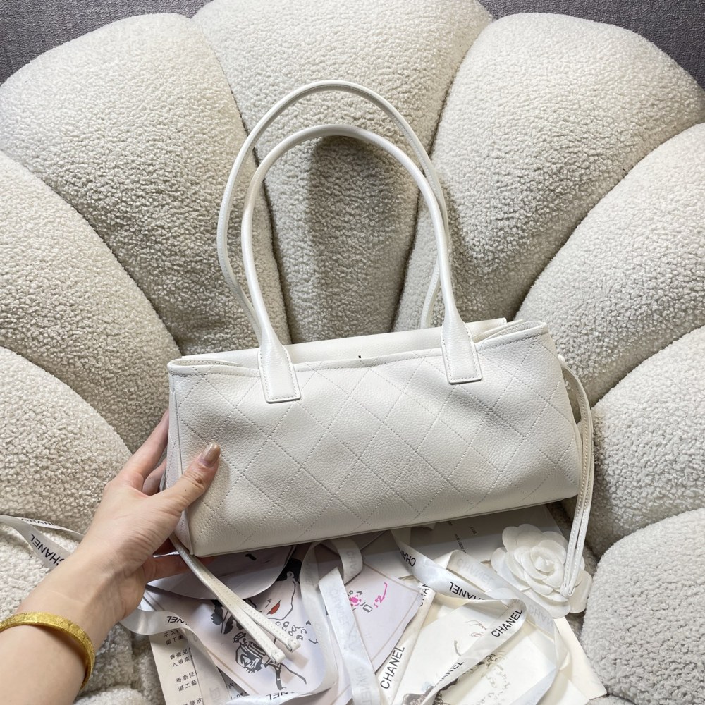 CHANEL AS6288 Small Shopping Bag, Grained Calfskin CC Turn Lock Long Shoulder Tote (white)