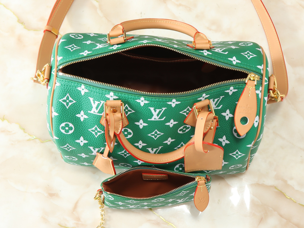 LV Speedy P2.52 Bandoulière 30 Handbag M24423