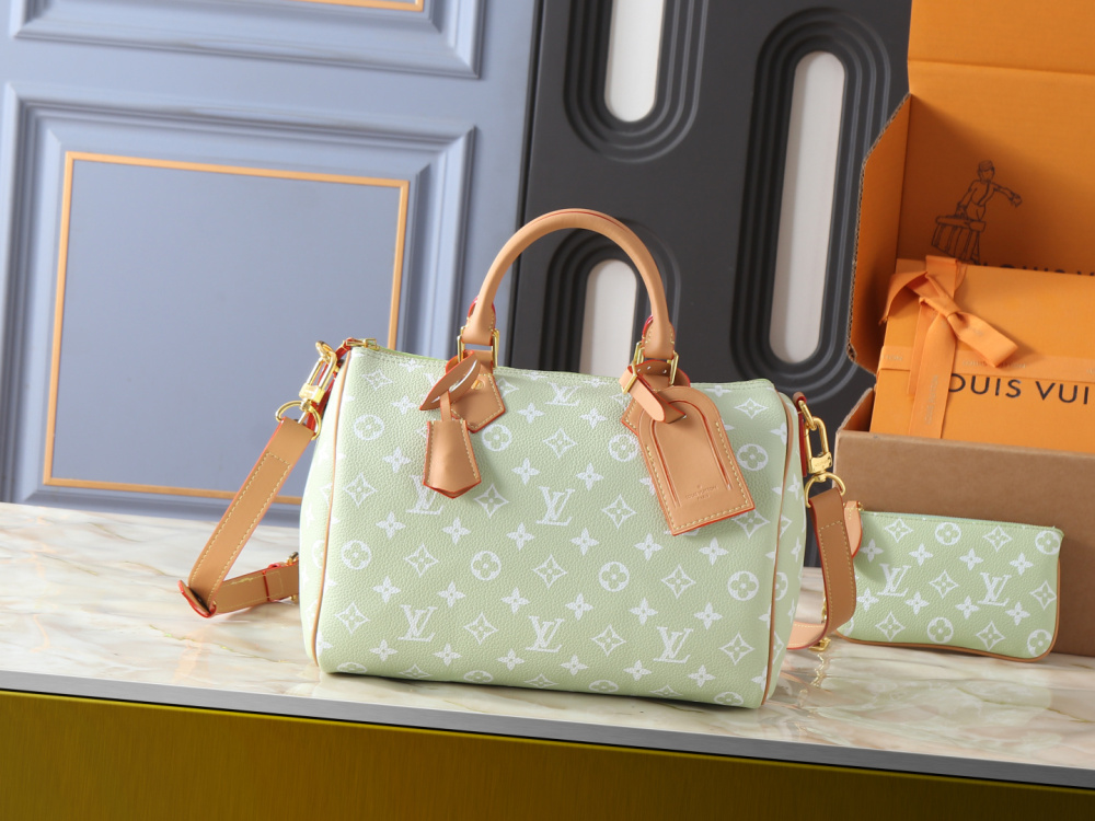 LV Speedy P2.52 Bandoulière 30 Handbag M24423
