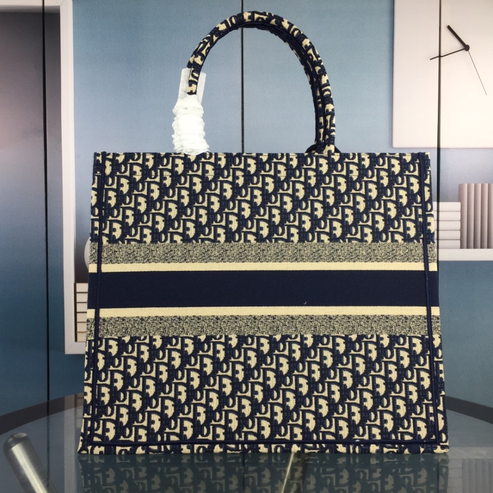 Dior Book Tote Bag Medium 1286